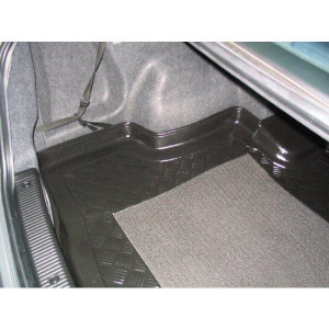 Tavita de portbagaj Nissan Almera, caroserie Sedan, fabricatie 2000 - 2006