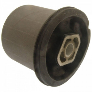 Bucsa traversa spate KIA CERATO 2004-2014