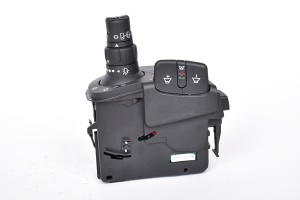 COMUTATOR STERGATOR (RADIO CU BLUETOOTH) RENAULT CLIO 2005- 2014