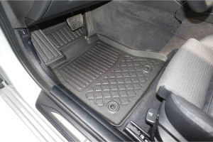 Covorase tip tavita BMW Seria 5 F10, caroserie Sedan, fabricatie 2013 - 01.2017 - Img 3