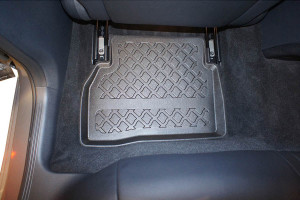 Covorase tip tavita Mercedes Clasa C W205, caroserie Sedan, fabricatie 03.2014 - 11.2020 - Img 6