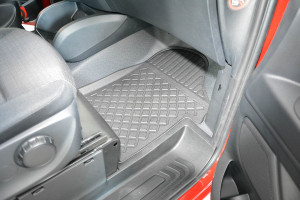 Covorase tip tavita Mercedes Vito W447, caroserie Van, fabricatie 10.2014 - prezent - Img 4