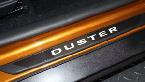 Protectii praguri iluminate fata Dacia Duster II 2018-2022 - Img 2