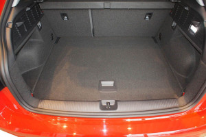 Tavita de portbagaj Audi Q2, caroserie SUV, fabricatie 10.2016 - prezent, portbagaj superior - Img 7