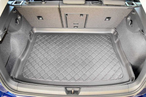 Tavita de portbagaj Volkswagen Golf 8, caroserie Hatchback, fabricatie 12.2019 - prezent, portbagaj superior - Img 4