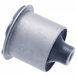 Bucșă traversă spate TOYOTA AYGO 2005-2014