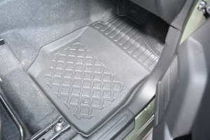 Covorase auto tip tavita SUZUKI JIMNY II Pro cu 2 locuri 2021-2024 - Img 3