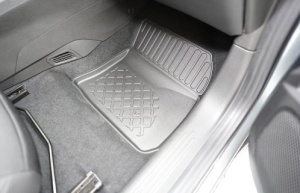Covorase cauciuc Jeep Avenger Electric 2023-2025 - Img 3