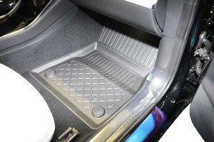Covorase tip tavita Tesla Model 3, caroserie Sedan, fabricatie 07.2017 - prezent - Img 4