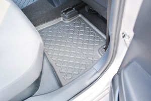 Covorase tip tavita Toyota Corolla XII E210, caroserie Sedan, fabricatie 03.2019 - prezent - Img 7
