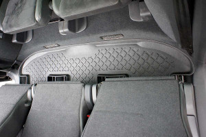 Covorase tip tavita Volkswagen Sharan II, caroserie Van, fabricatie 09.2010 - prezent, 7 locuri, rand 3 - Img 3