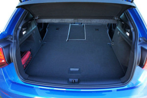 Tavita de portbagaj Audi Q2, caroserie SUV, fabricatie 10.2016 - prezent, portbagaj superior - Img 8