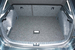 Tavita de portbagaj Skoda Scala, caroserie Hatchback, fabricatie 04.2019 - prezent, portbagaj superior - Img 4