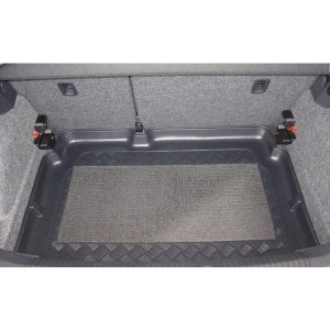 Tavita de portbagaj Volkswagen Polo V, caroserie Hatchback, fabricatie 05.2009 - 09.2017, portbagaj inferior