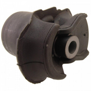 Bucșă traversă spate TOYOTA NOAH/VOXY 2007-2013