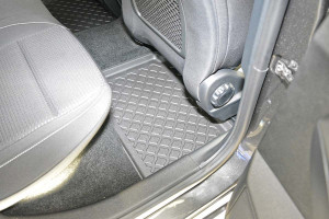 Covorase tip tavita Ford Focus IV MHEV, caroserie Hatchback, fabricatie 07.2020 - prezent - Img 8