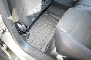 Covorase tip tavita Mercedes Clasa A W177, caroserie Hatchback, fabricatie 05.2018 - prezent - Img 6