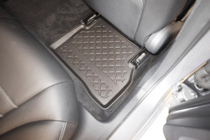Covorase tip tavita Mercedes Clasa C W205, caroserie Sedan, fabricatie 03.2014 - 11.2020 - Img 7