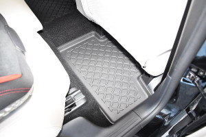 Covorase tip tavita Mercedes GLB X247, caroserie SUV, fabricatie 11.2019 - prezent - Img 8