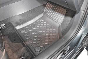 Covorase tip tavita Skoda Superb III, caroserie Sedan, fabricatie 05.2015 - prezent - Img 4