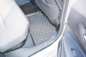 Covorase tip tavita Toyota Corolla XII E210, caroserie Sedan, fabricatie 03.2019 - prezent - Img 8