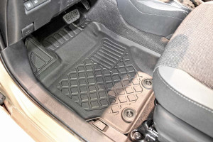 Covorase tip tavita Toyota Yaris III Hybrid, caroserie Hatchback, fabricatie 2015 - 08.2020 - Img 3