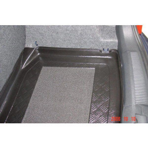 Tavita de portbagaj Seat Ibiza III, caroserie Hatchback, fabricatie 02.2002 - 2008, 6L - Img 3