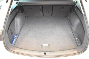 Tavita de portbagaj Seat Leon IV MHEV, caroserie Combi, fabricatie 2020 - prezent, portbagaj superior - Img 7
