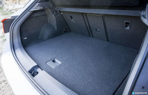 Tavita de portbagaj Volkswagen T-Roc, caroserie SUV, fabricatie 12.2017 - prezent, portbagaj superior - Img 6