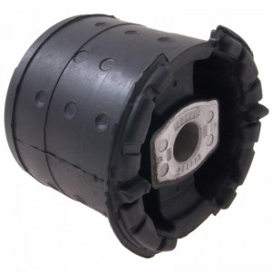 Bucsa traversa spate BMW X5 2000-2006