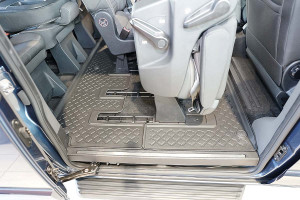Covorase tip tavita Ford Tourneo Custom, caroserie Van, fabricatie 02.2018 - prezent, rand 3 - Img 3