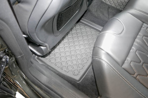 Covorase tip tavita Peugeot 508 II, caroserie Combi, fabricatie 11.2018 - prezent - Img 6