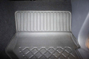Covorase tip tavita Volkswagen Amarok, caroserie Pick-up, fabricatie 08.2010 - prezent - Img 6