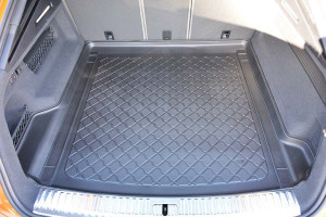 Tavita de portbagaj Audi Q8 4M, caroserie SUV, fabricatie 07.2018 - prezent - Img 4