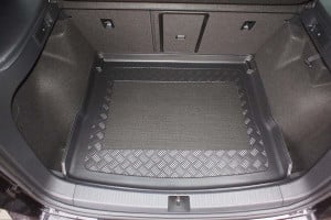 Tavita de portbagaj Seat Ateca, caroserie SUV, fabricatie 09.2016 - prezent, portbagaj superior - Img 2