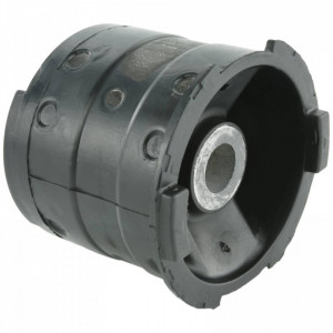 Bucsa traversa spate LAND ROVER RANGE ROVER 2002 - 2012