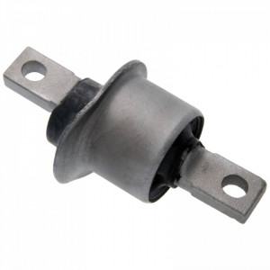 Bucsa traversa spate MITSUBISHI COLT 2004-2012