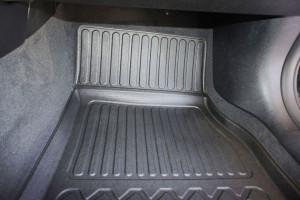 Covorase tip tavita BMW Seria 4 F36, caroserie Gran Coupe, fabricatie 07.2014 - prezent - Img 6