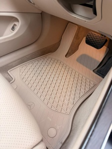 Set 2 covorase fata cauciuc bej originale Mercedes C-class (W205) 2014-2018 - Img 4