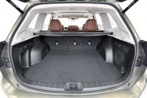 Tavita de portbagaj Subaru Forester V e-Boxer, caroserie SUV, fabricatie 06.2019 - prezent - Img 8