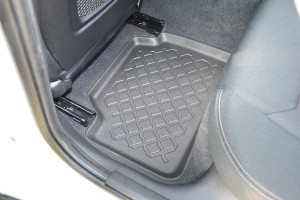Covorase tip tavita BMW Seria 5 F21, caroserie Hatchback, fabricatie 09.2012 - 06.2019 - Img 5