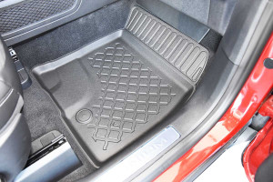 Covorase tip tavita Ford Kuga III, caroserie SUV, fabricatie 04.2020 - prezent - Img 4