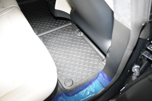 Covorase tip tavita Tesla Model S, caroserie Coupe, fabricatie 04.2015 - prezent - Img 6