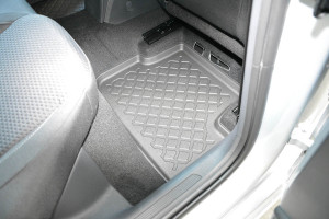 Covorase tip tavita Volkswagen Polo VI, caroserie Hatchback, fabricatie 10.2017 - prezent - Img 7