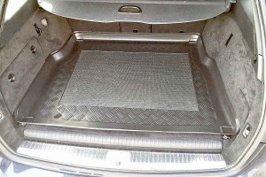 Tavita de portbagaj Mercedes Clasa C W205 e-PHEV, caroserie Combi, fabricatie 03.2015 - 02.2021 - Img 3