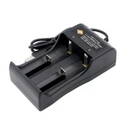 INCARCATOR ACUMULATORI YH-USB-02 3.7V 2 PORTURI