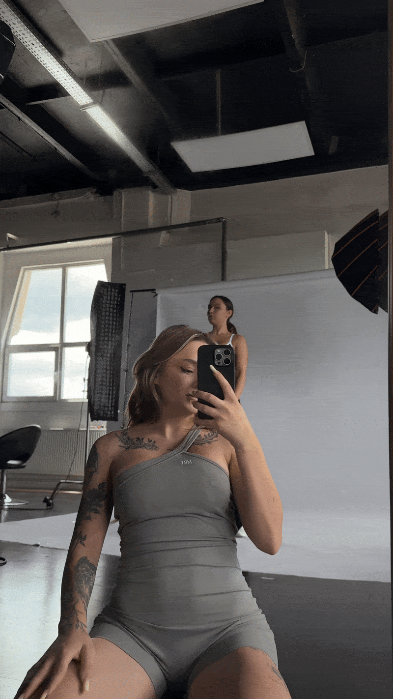 GIF 4