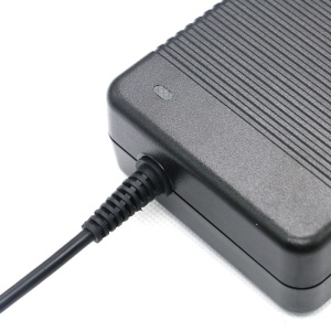 INCARCATOR LAPTOP HP 19.5V 11.8A 230W MUFA 7.4 X 5.0 MM PENTRU Compaq dc7800 - Img 3