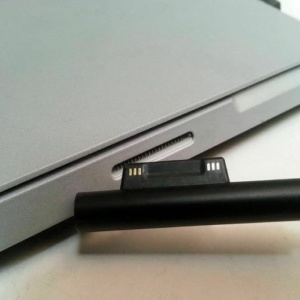 Incarcator pentru Microsoft Surface Book Pro 3 Pro 4 Model 1706 65W 15V 4A - Book 2 / Pro 6 / Pro 6 2018 / Surface Pro 2017 / Surface GO 2018 / Microsoft 1706 1800 1735 1736 - Img 2