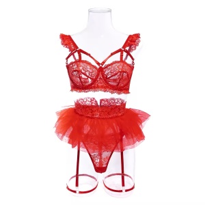 Set lenjerie intima sexy din dantela brodata cu insertii subtile aurii, rosu, 4 piese #BB4153 - Img 16